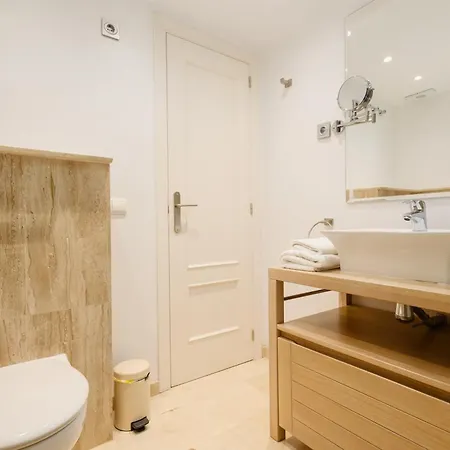 Modern Beachside Penthouse With Amazing Sea Views In Costabella, *